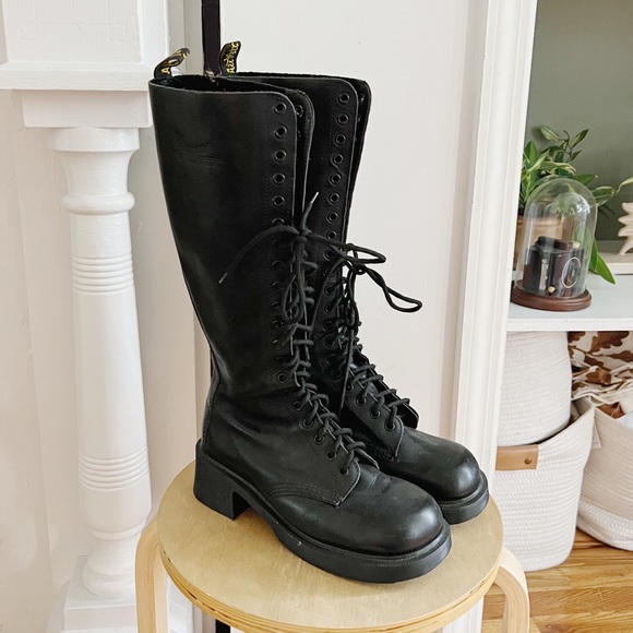 Dr. Martens Shoes - 90s 20 eye vintage knee high black dr martens lace up heeled boots
